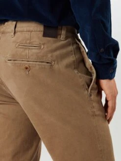 BRAX Chinos Regular Chino Fabio Heren Lichtbruin -Herenkleding Winkel 7d7c81f4345cde7008cb50b852710ea3