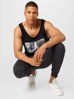 Mister Tee Tanktops Shirt Pray Heren Zwart 9 Mister Tee Tanktops Shirt Pray Heren Zwart -Herenkleding Winkel ea17c4dc79ae419b90d9f284c9b5fe38